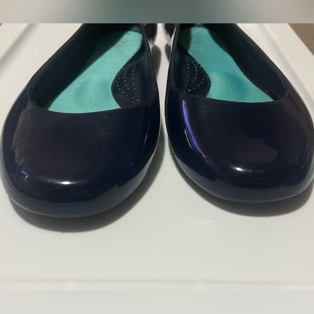 Oka-B Women's Shiny Taylor Ballet Flats Sapphire Navy, Size 10